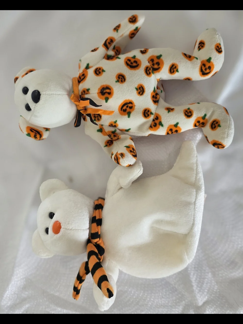 Ty White Plush Bears with Orange Pumpkin Print Carvers And Quivers